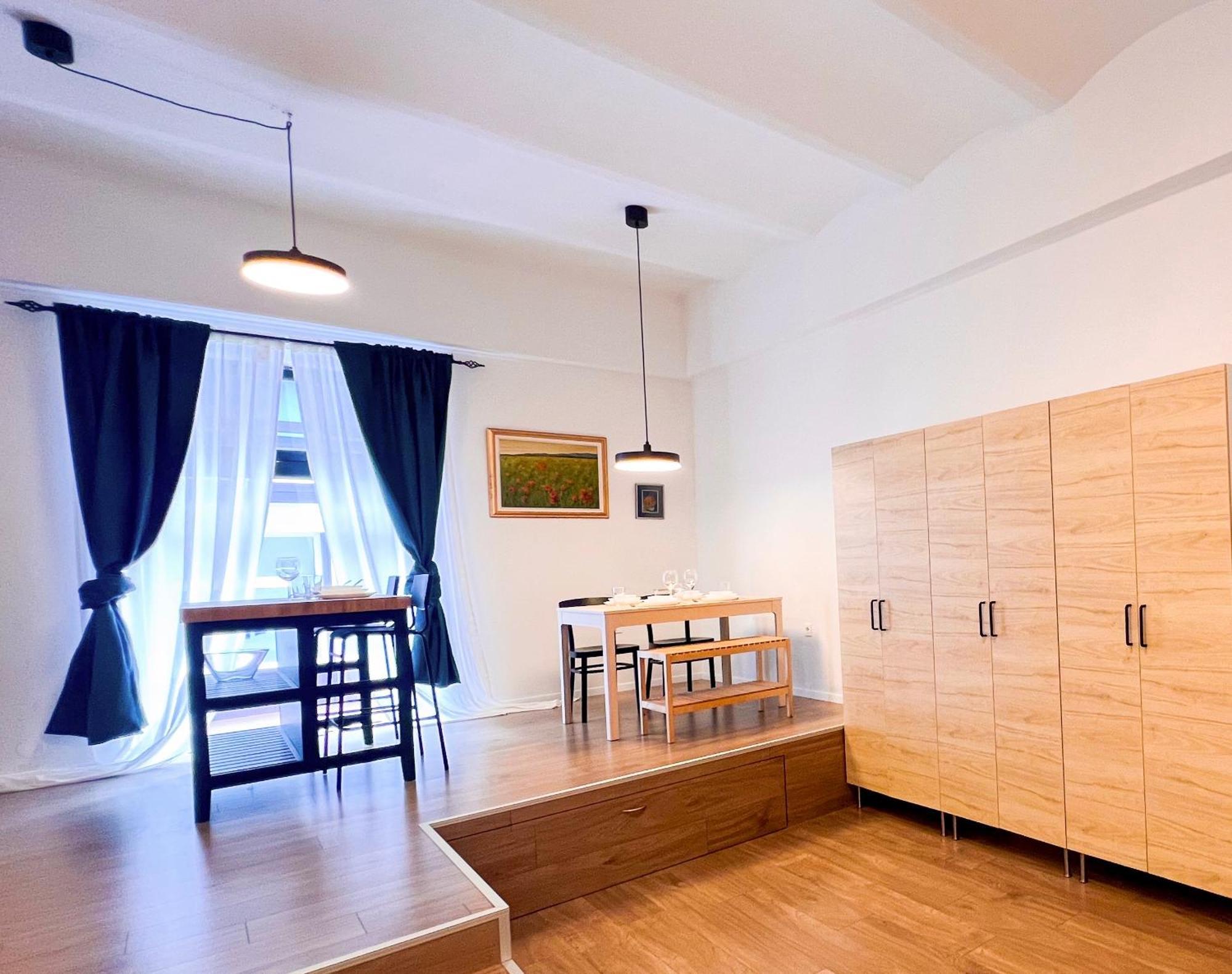 Aumetz Square Apartment Idrija Kültér fotó