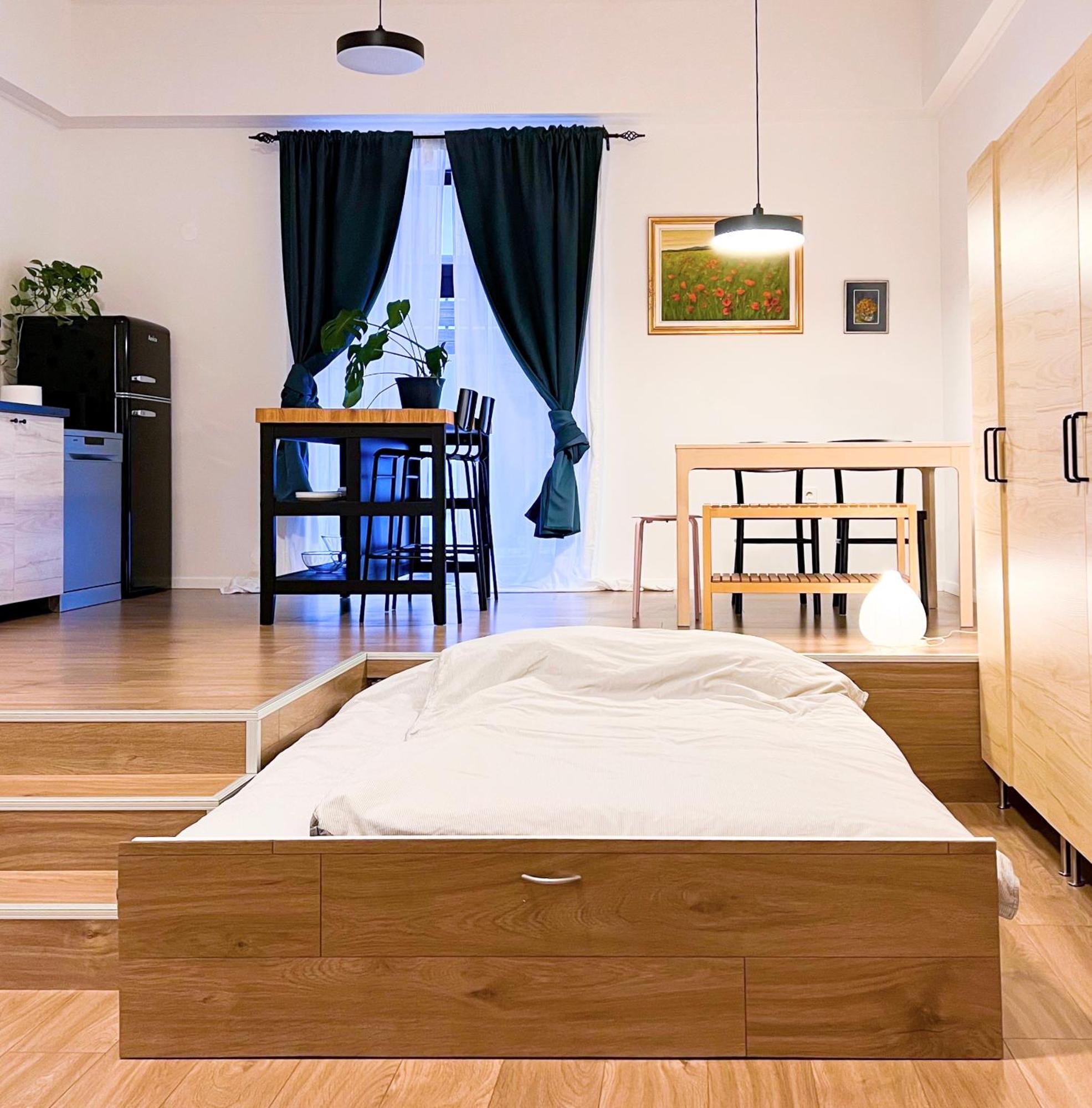 Aumetz Square Apartment Idrija Kültér fotó